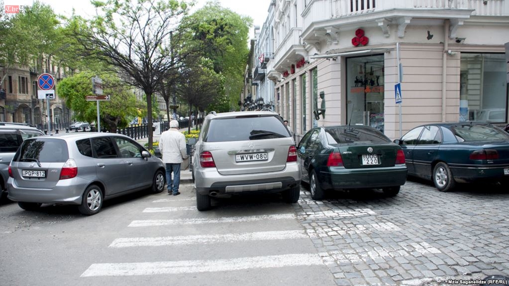 პარკირების დარღვევისთვის საქართველოს ყველა რეგიონში დაჯარიმდებიან