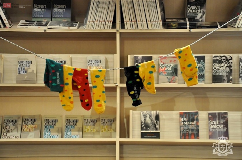 დაუნის სინდრომის მქონეთა მხარდამჭერი “ჭრელი წინდების” აქცია დაიწყო