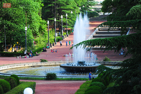 ვაკის პარკსა და ვერის ბაღს რეაბიალიტაცია ჩაუტარდება