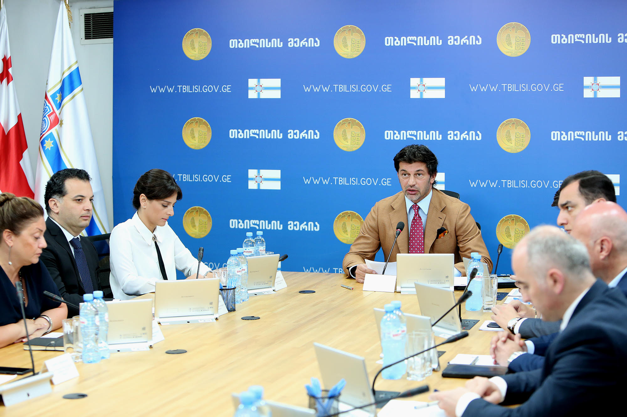 მარშალ გელოვანის გამზირისა და სარაჯიშვილის ქუჩის გადაკვეთაზე ორდონიანი კვანძის მოწყობის სამუშაოები იწყება