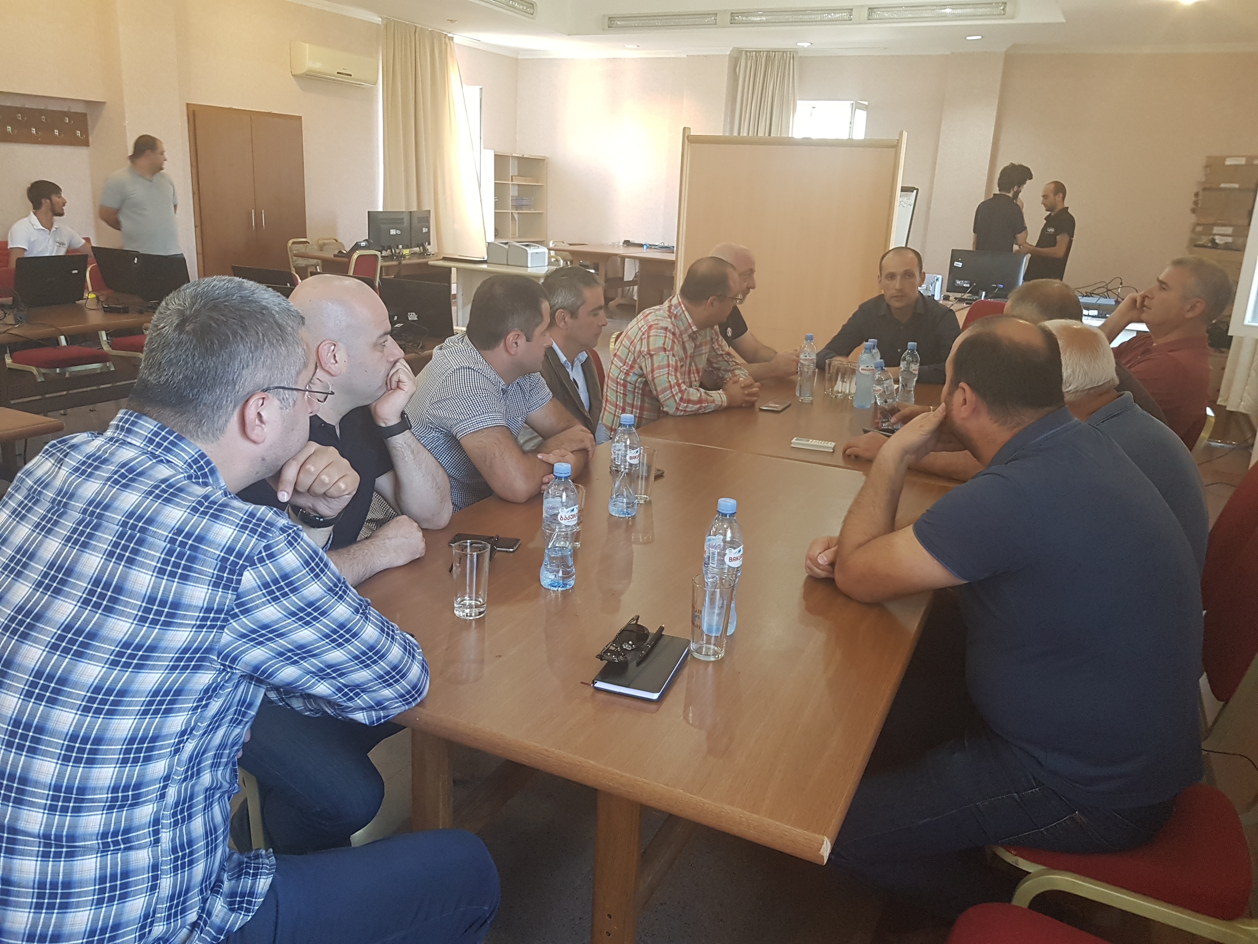 „ახმეტის სოფლებში მოსახლეობას სტიქიისგან დაზიანებული ყურძნის ჩაბარების პრობლემა არ ექნებათ„- ლევან დავითაშვილი