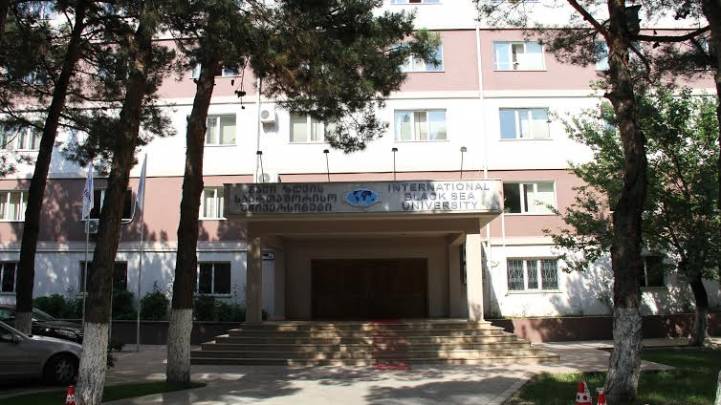 შავი ზღვის უნივერსიტეტს სტუდენტების მიღება 1 წლით შეეზღუდა