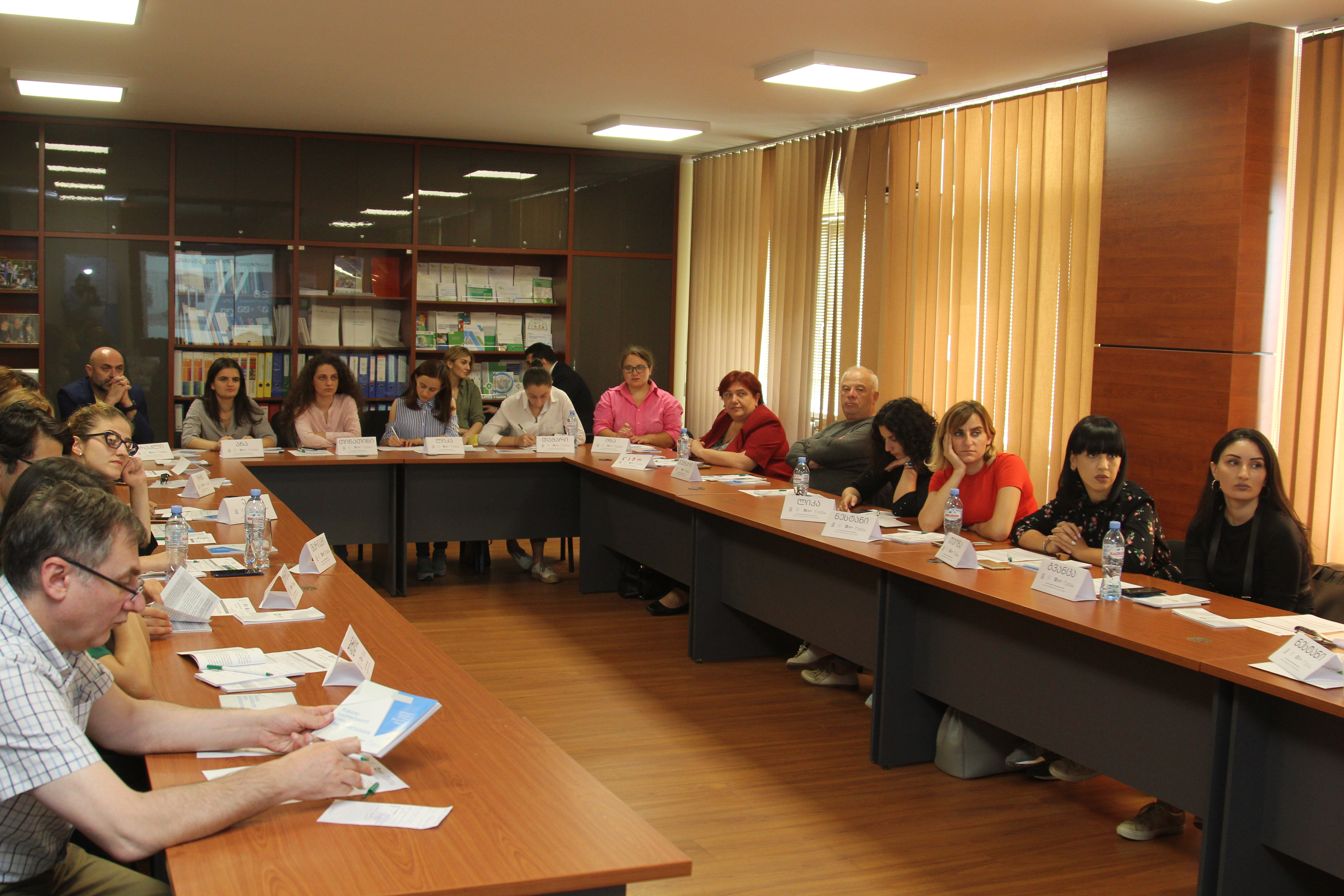 ცესკომ   რეგიონული მედიის წარმომადგენლებისთვის ტრენინგი დაიწყო