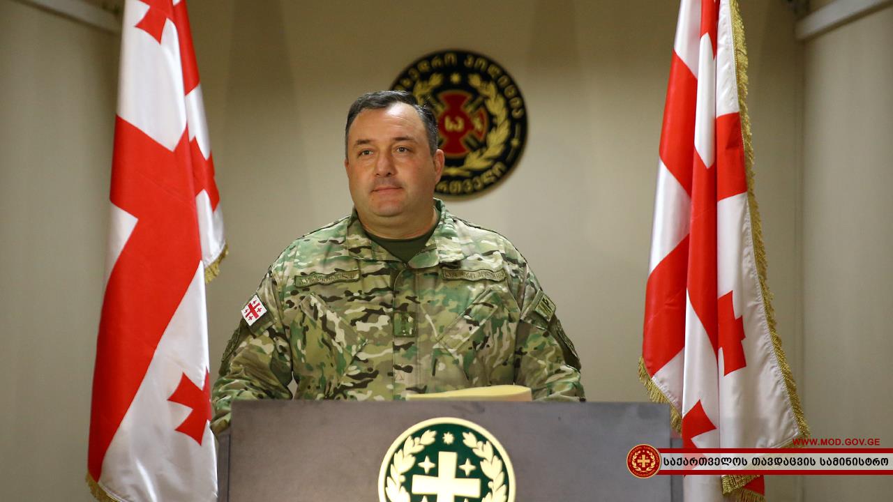 საბრძოლო მასალის მართლსაწინააღმდეგო შეძენის, შენახვისა და გასაღების ფაქტზე, ბრალდებულის სახით დაკავებულია სამი პირი