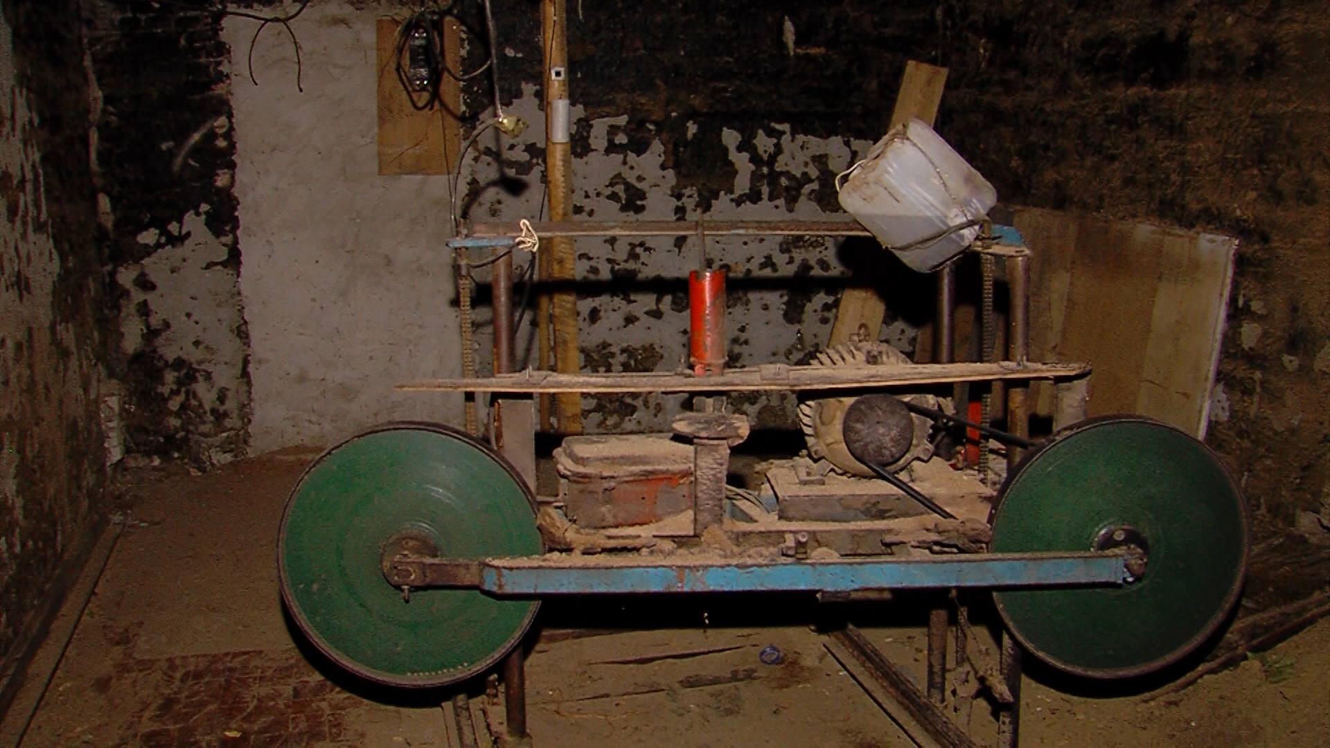 გარემოსდაცვითი ზედამხედველობის დეპარტამენტის თანამშრომლებმა თბილისში, დაურეგისტრირებელი სახერხი საამქრო გამოავლინეს