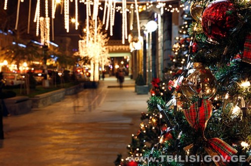 ახალ წელს დედაქალაქის მორთვაში ბიზნეს სექტორი წელსაც მიიღებს მონაწილეობას
