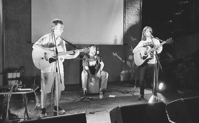 თვით გიტარის სიმიც რომ გაწყდეს კონცერტის დროს მაინც ბოლომდე უნდა „შებერო“, ვითომ ასე იყო ჩაფიქრებული- ბიძინა ქებაძე