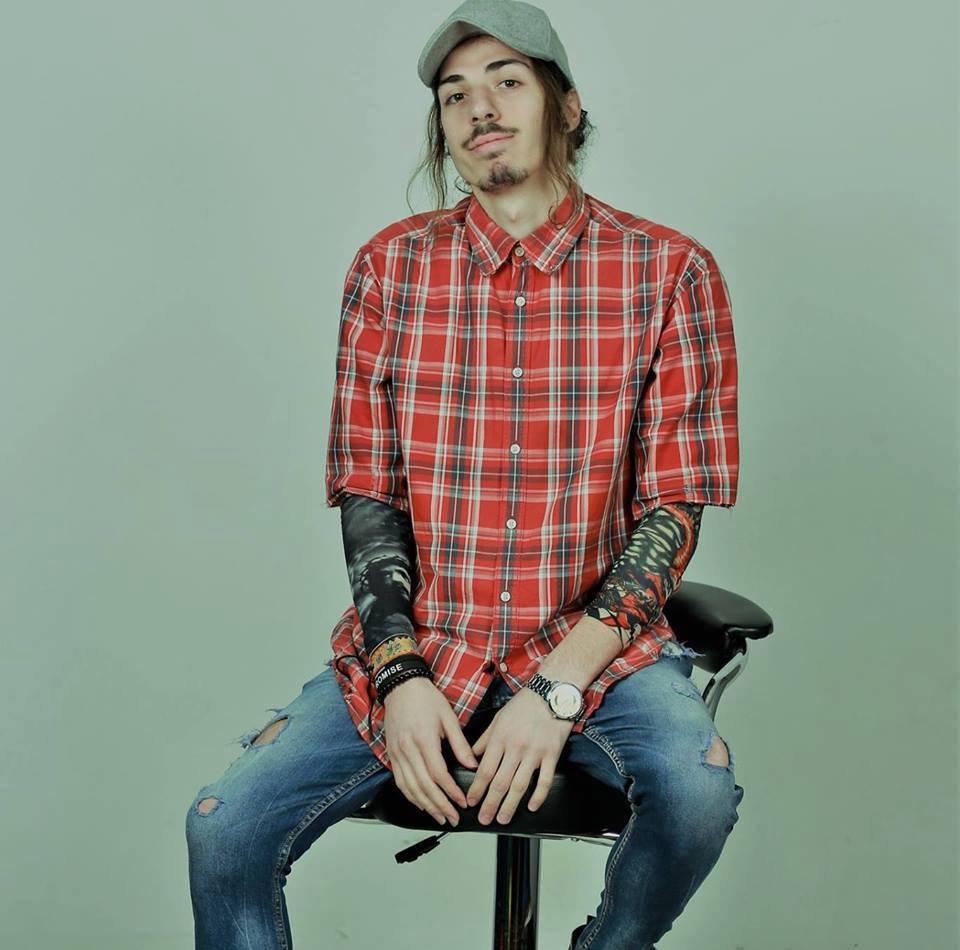 მუსიკალური ინდივიდუალიზმი და „გემოვნებიანი“ ცხოვრება – კოსტა კარანაძე