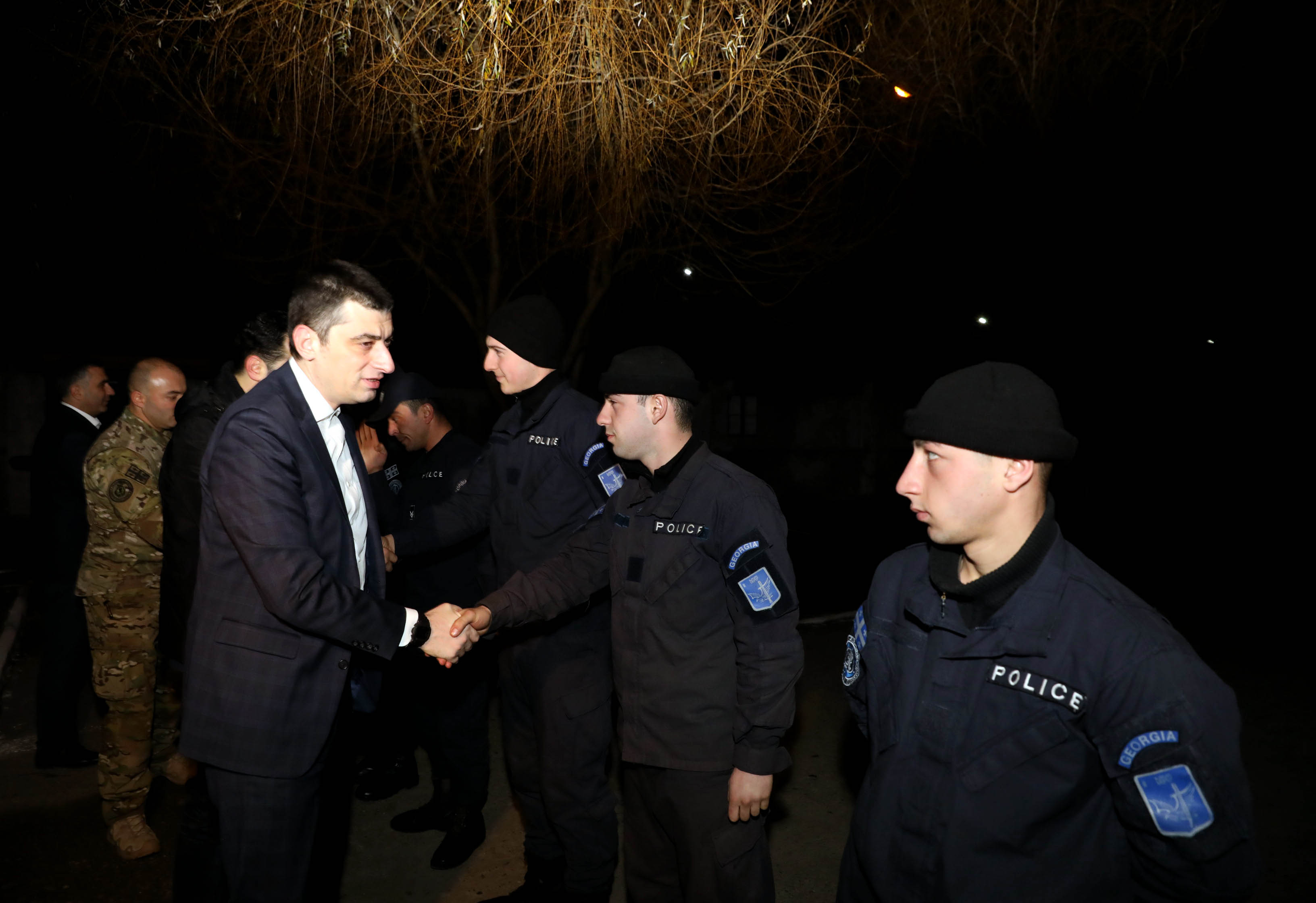 გიორგი გახარია ძველი სტილით ახალ წელს საოკუპაციო ხაზთან შეხვდა