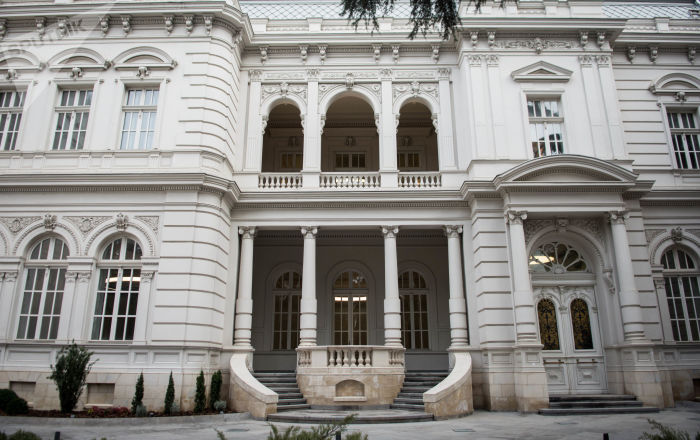 “ცის კიბე” – გამოფენა სმირნოვების მუზეუმში მოეწყობა