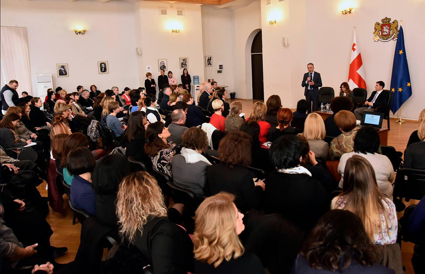 მიხეილ ბატიაშვილი: „მოსწავლეებში უნდა გავაჩინოთ არა მხოლოდ დამახსოვრების, არამედ კრიტიკული აზროვნების, ცოდნის გამოყენების უნარები”