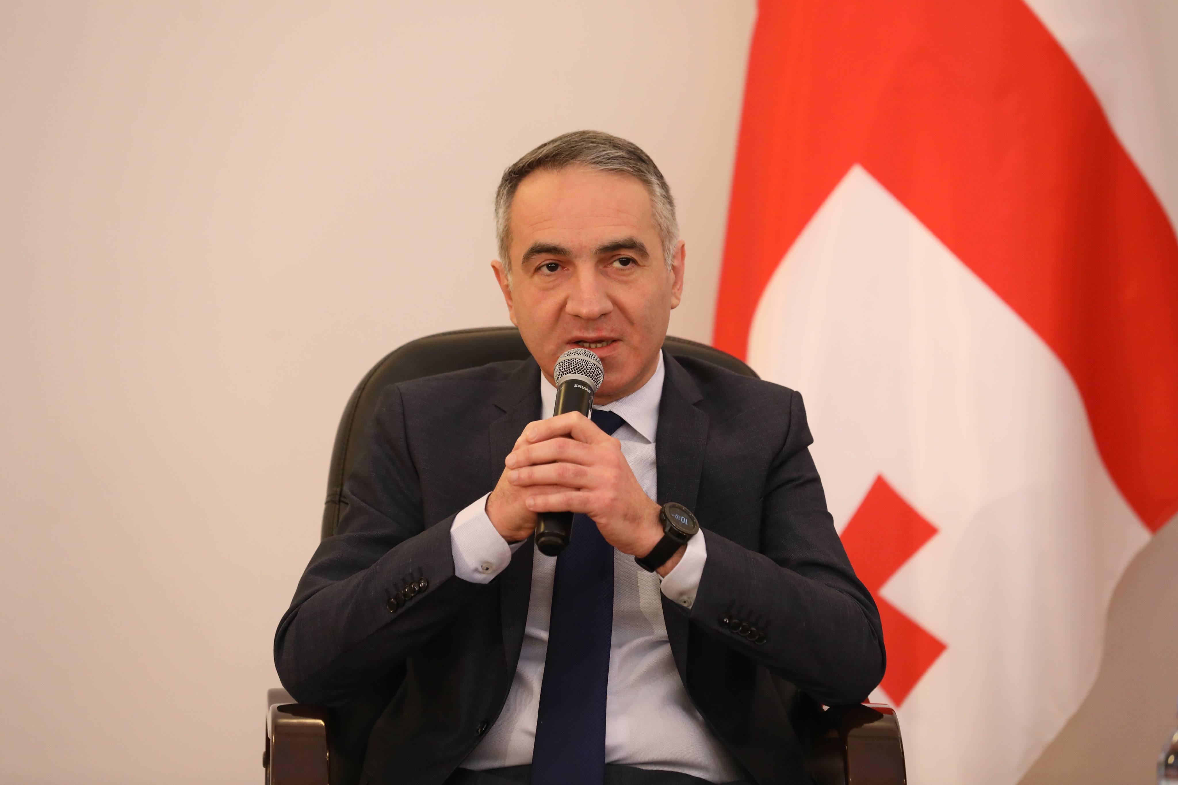 მიხეილ ბატიაშვილი: „ჩვენი მოსწავლეებისთვის უსაფრთხო გარემოს შექმნა უმთავრესი პრიორიტეტია“