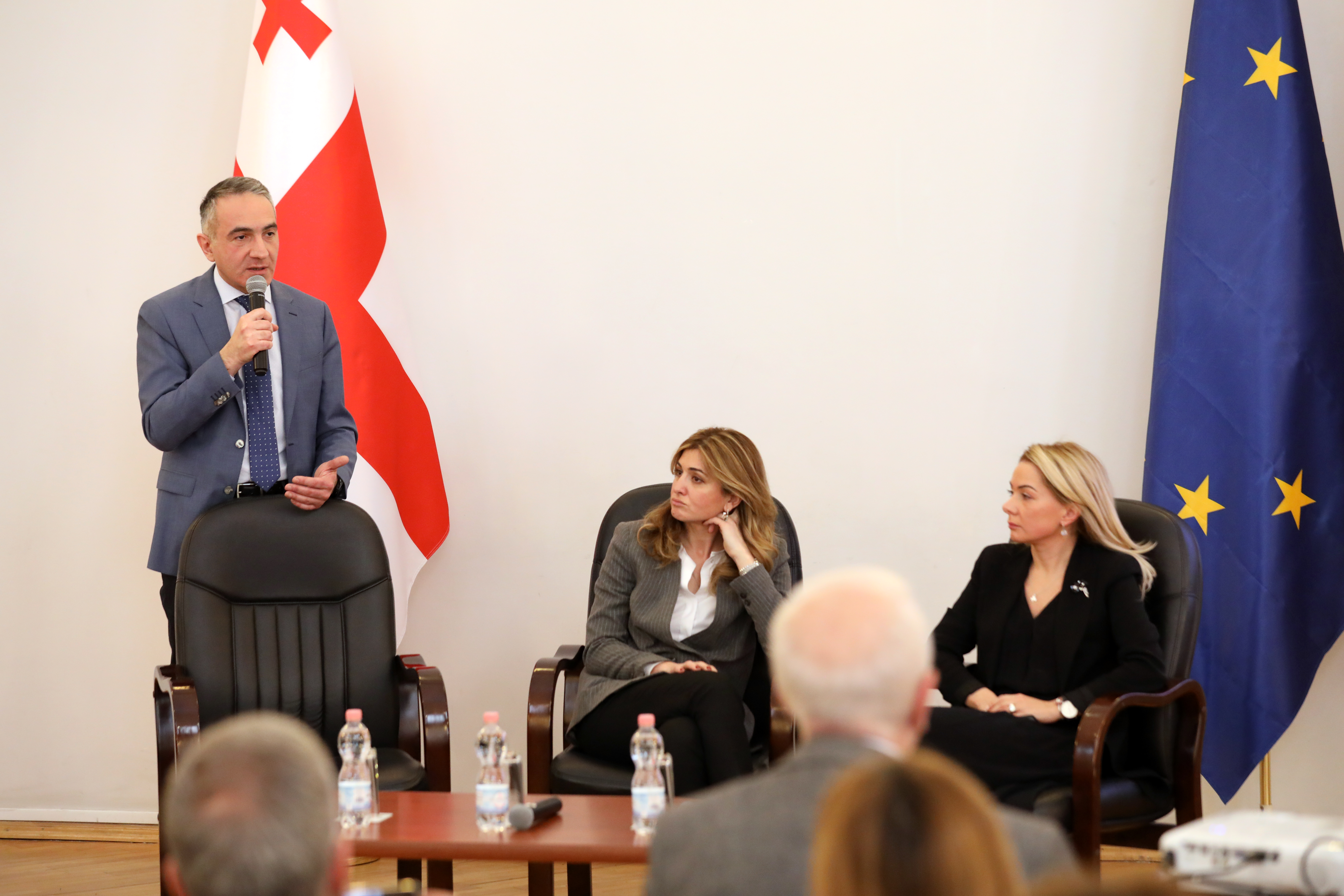 მიხეილ ბატიაშვილი: „ჩვენ უნდა გავზარდოთ კადრები, რომლებიც დასაქმდებიან და არა ისინი, რომლებიც ქაღალდის დიპლომს მიიღებენ”