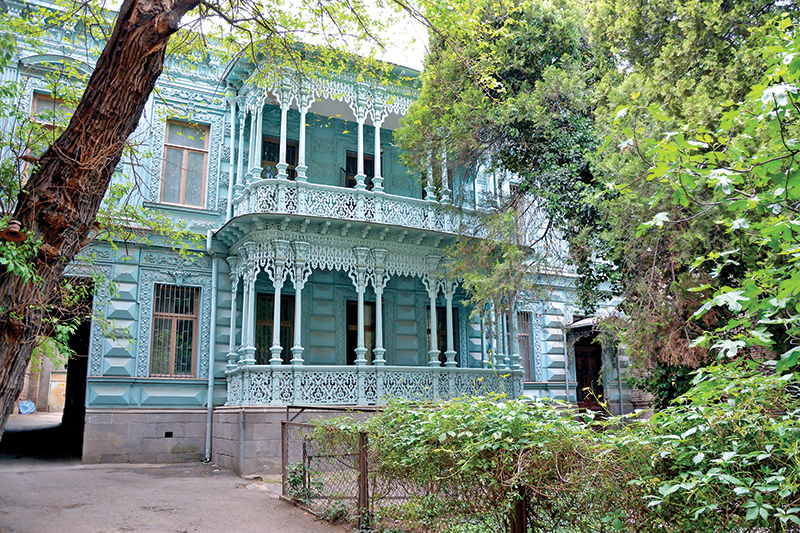 ცისფერი სახლი-უნიკალური ნაგებობა კულტურულ ძეგლთა ნუსხაშია შესული
