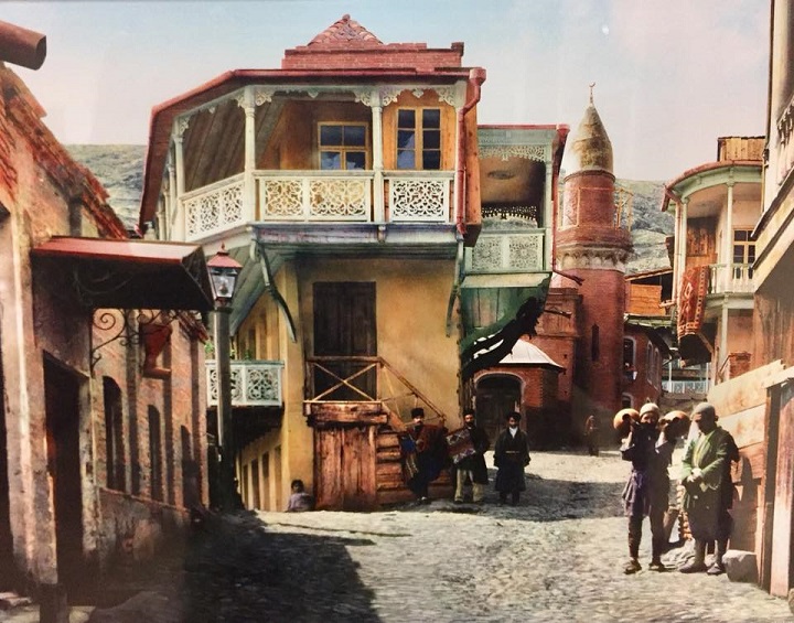 ძველი თბილისის „გაფერადებული“ ფოტოები