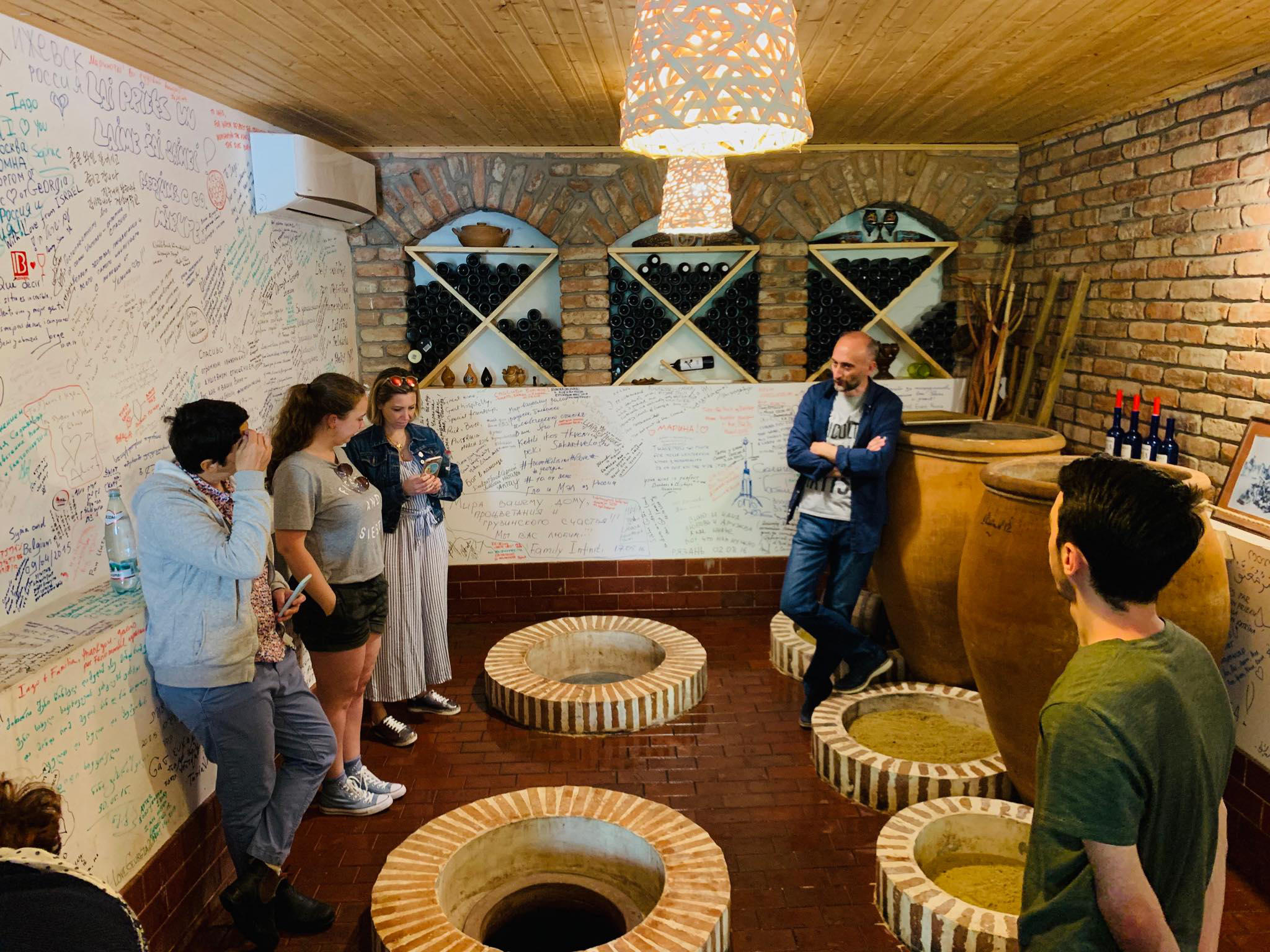 საქართველოს სხვადასხვა ქვეყნიდან ღვინის მაგისტრები ესტუმრებიან