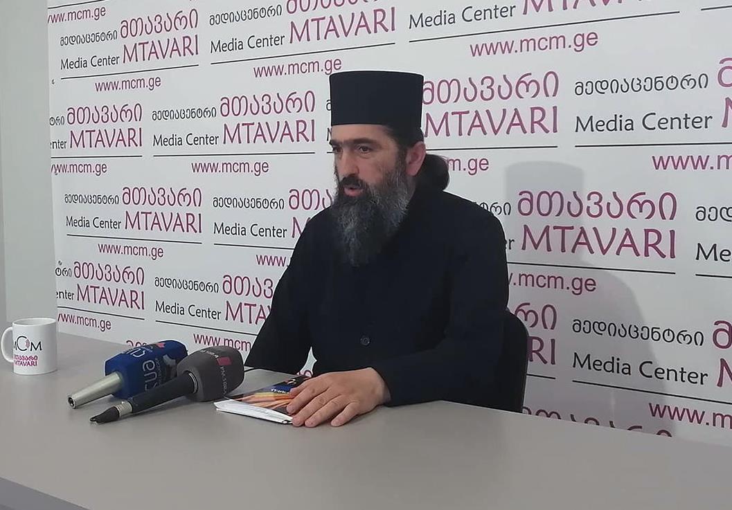 დეკანოზი დავით ლასურაშვილი – ბოლო პერიოდში ოჯახის სიწმინდის დღის მიმართ ისტერიული ანტიკამპანია შეიმჩნევა