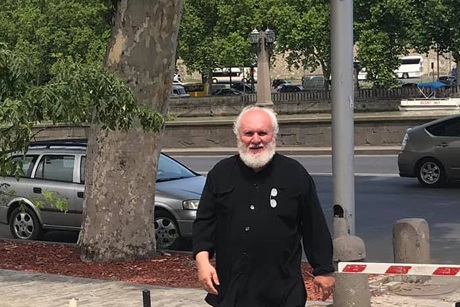 დეკანოზი ტარიელ სიკინჭილაშვილი – ლევან ვასაძის ინიციატივით შექმნილი რაზმი არის ქრისტიანული რაზმი