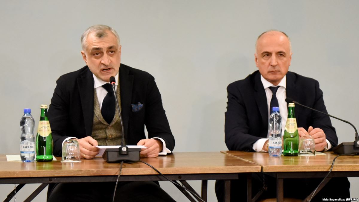 მამუკა ხაზარაძე და ბადრი ჯაფარიძე „თიბისის“ აქციების 8%-ს დროებით ასხვისებენ