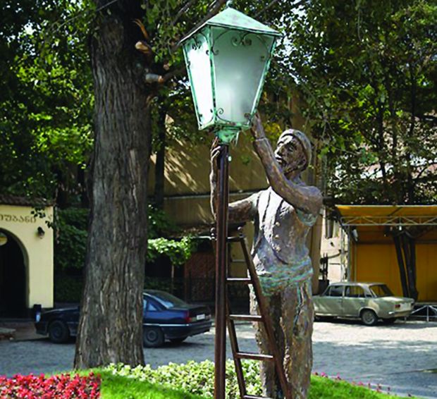 „ მასრაფი“ და „კონის ფული“ თბილისის გასანათებლად