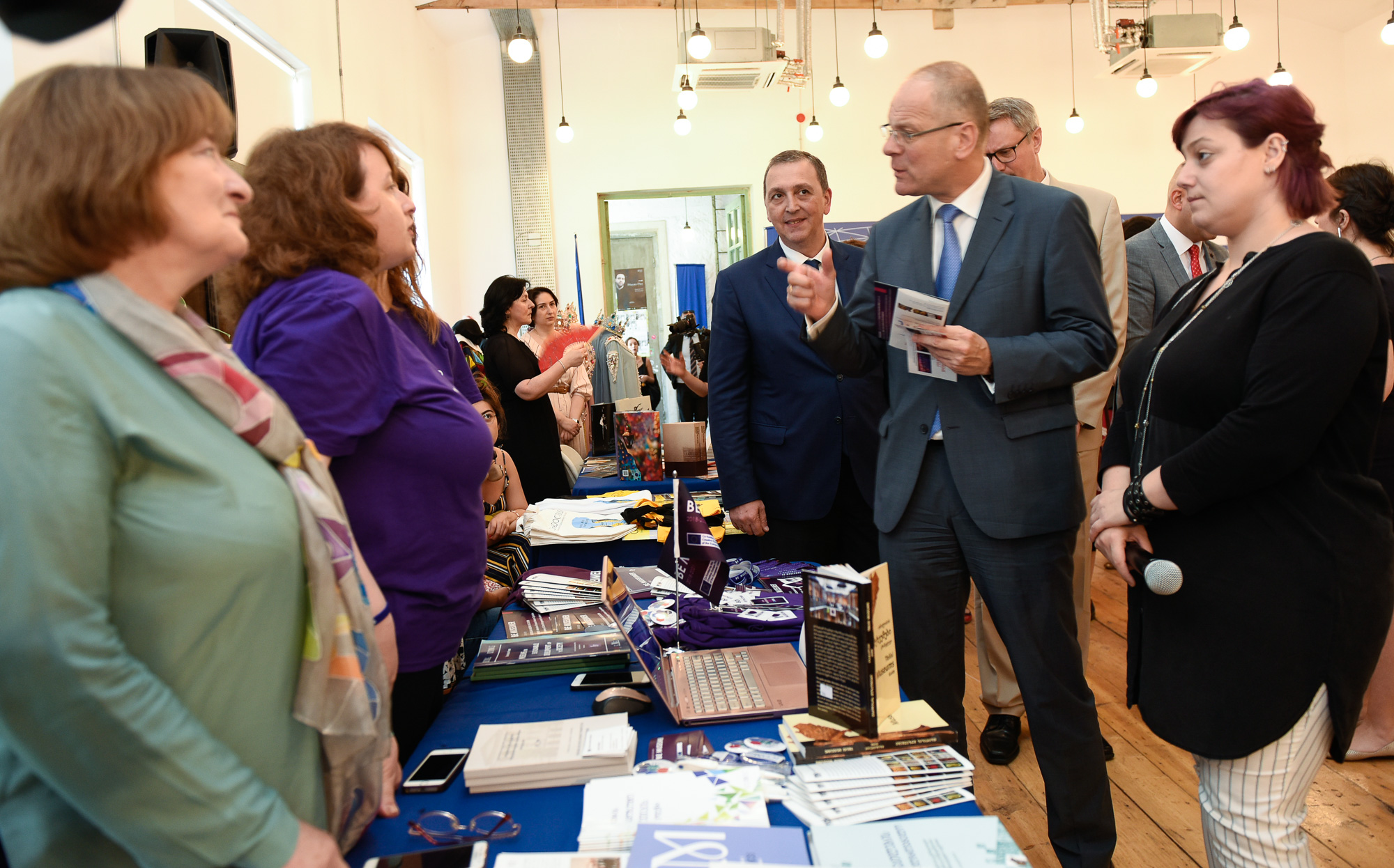 ევროკომისარი ტიბორ ნავრაჩიჩი: „აღმოვაჩინე საქართველოს სახელოვნებო და კულტურული განძი“