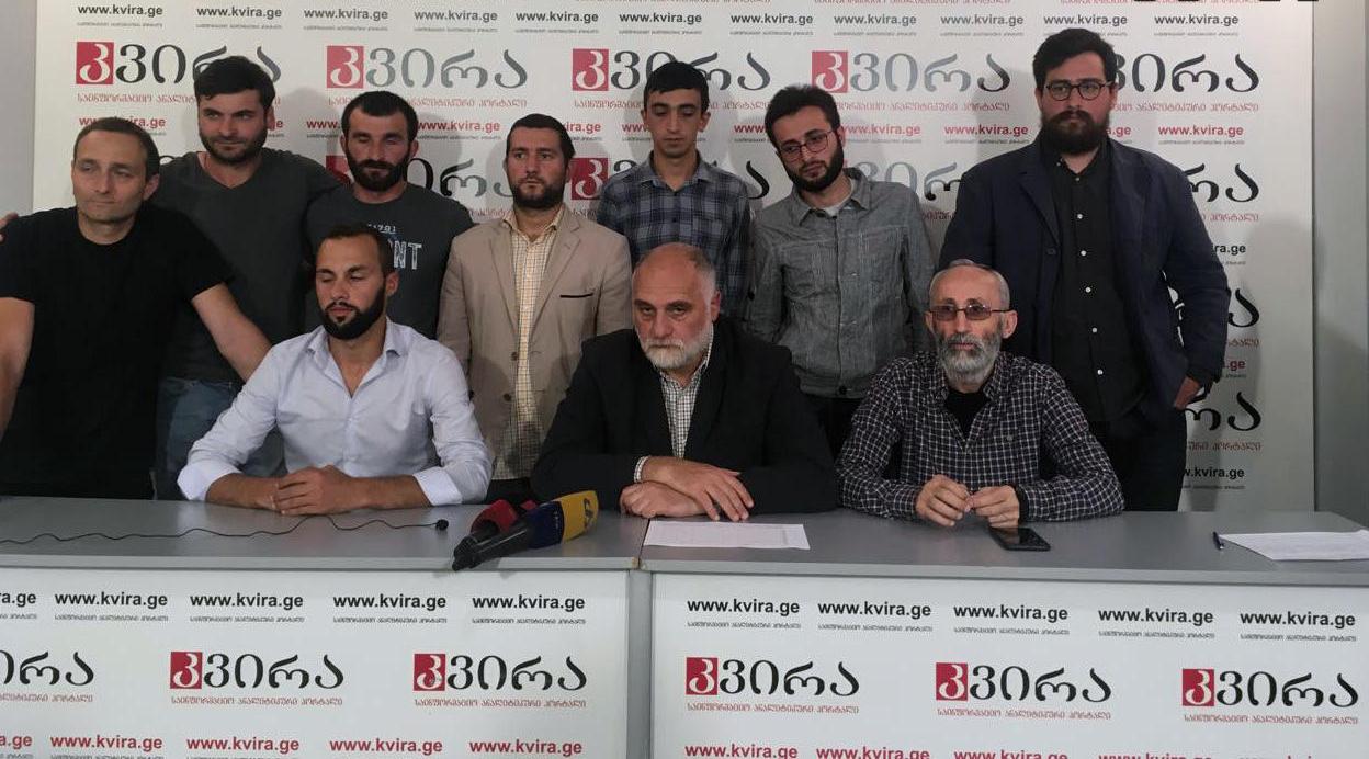 გურამ ფალავანდიშვილმა თანამოაზრეებთან ერთად “ერთიანი და ზნეობრივი საქართველოსთვის” დააარსა