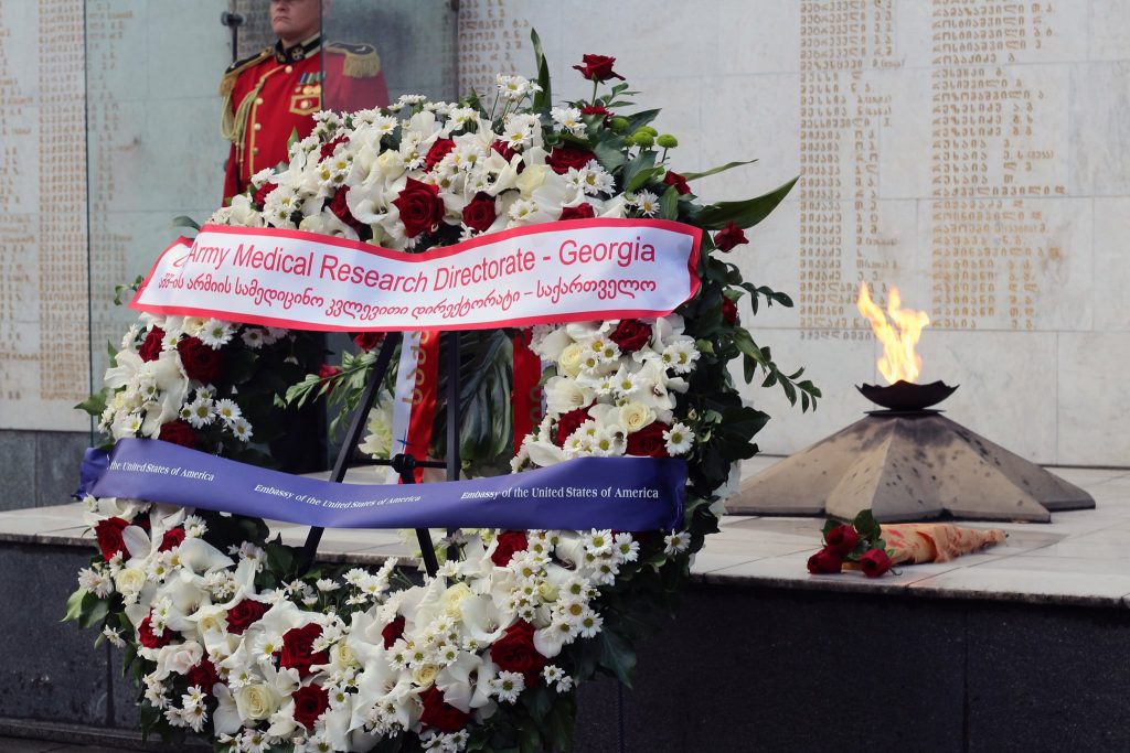 საქართველოში აშშ-ის საელჩო – ვაგრძელებთ ჩვენი მეგობრის, საქართველოს გვერდში დგომას და ვიზიარებთ სოხუმის დაცემის დღის მწუხარებას