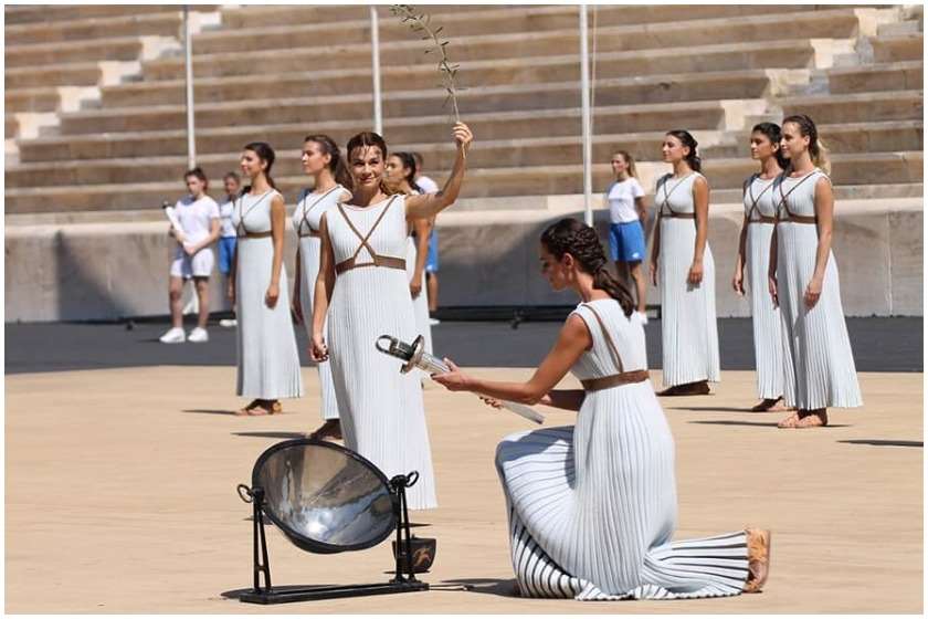 ათენში ოლიმპიური თამაშებისთვის ცეცხლი დაინთო