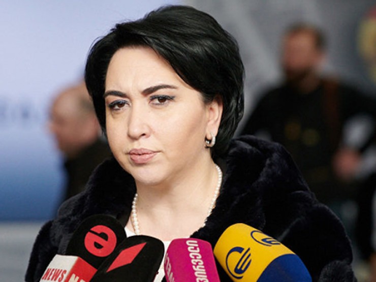 ეკა ბესელიას თქმით, მოსამართლეობის 5 კანდიდატის მხარდაჭერა, რომელთა შორის მიხეილ ჩინჩალაძეც იყო, ივანიშვილმა მოსთხოვა