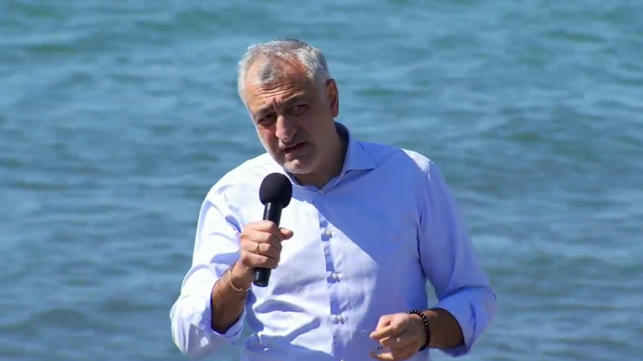 მამუკა ხაზარაძე 12 ლიდერს ეძებს