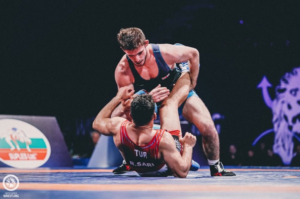 სხულუხია და გაფრინდაშვილი ფინალში იჭიდავებენ