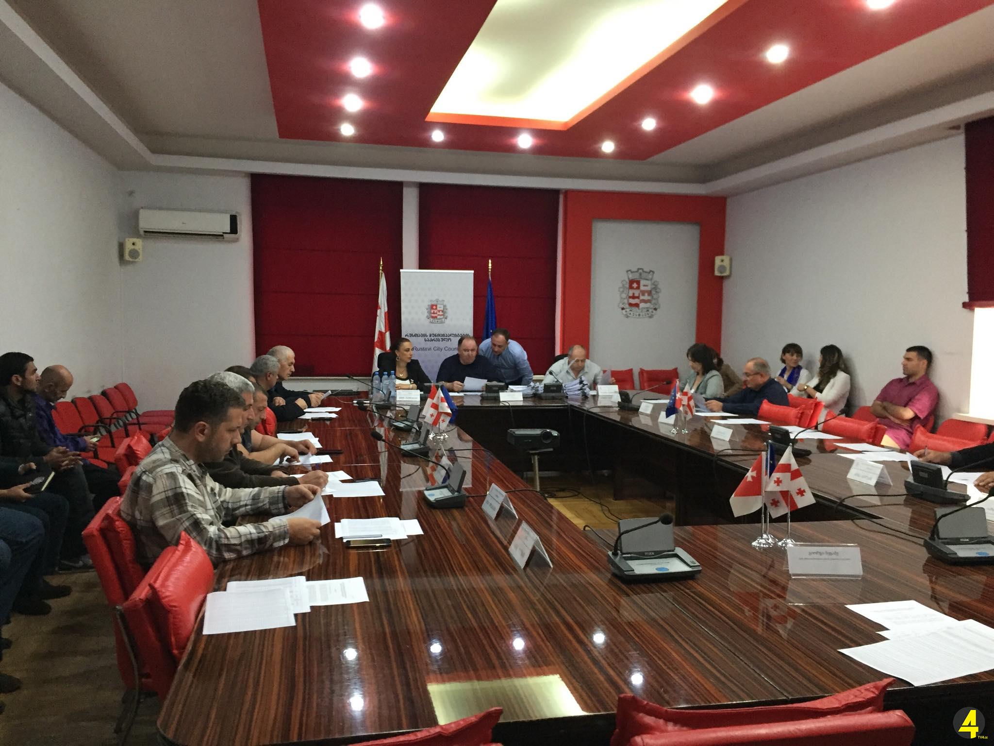 რუსთავში სოციალურად დაუცველი 52 ოჯახი სპეციალურ საცხოვრისში შესახლდა