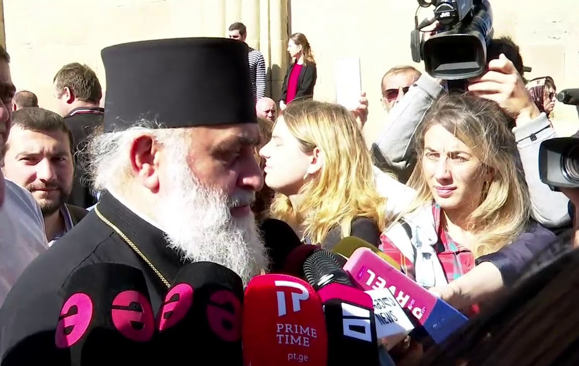 მეუფე გრიგოლი – სადაც იმ ადამიანების შეწყალება ხდება, რომელზეც მერე მთელი ქვეყანა დუღს, მგონი, მამა გიორგის შეწყალება პრობლემა არ უნდა ყოფილიყო