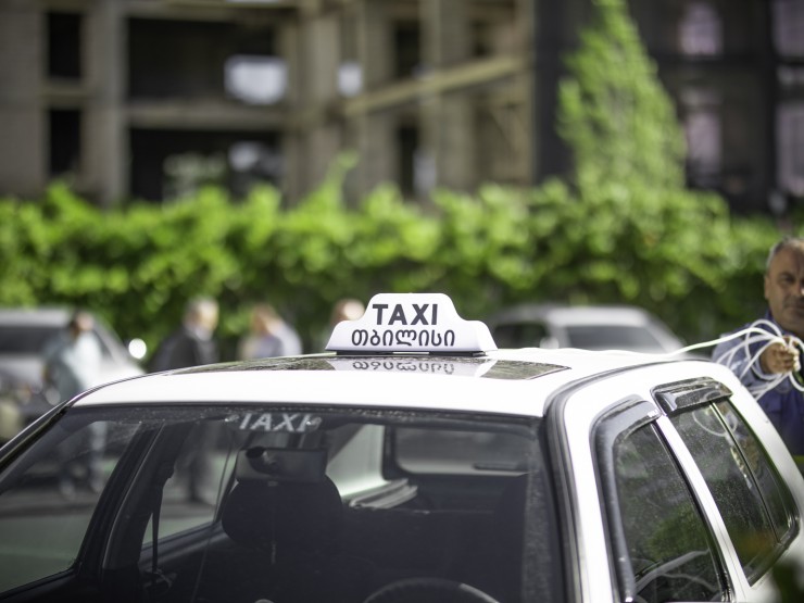 პირველ ოქტომბერს დაჯარიმებულ ტაქსის მძღოლებს ჯარიმას, სავარაუდოდ, გაუუქმებენ