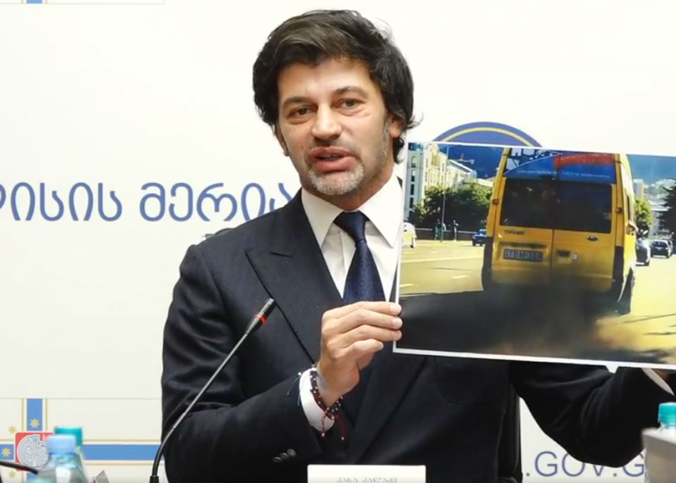 კახა კალაძე – არ ვაპირებ, კიდევ რამდენიმე წელი ველოდოთ, როდის განახლდება მიკროავტობუსები, ორ კვირაში წარმოადგინეთ კონკრეტული გეგმა