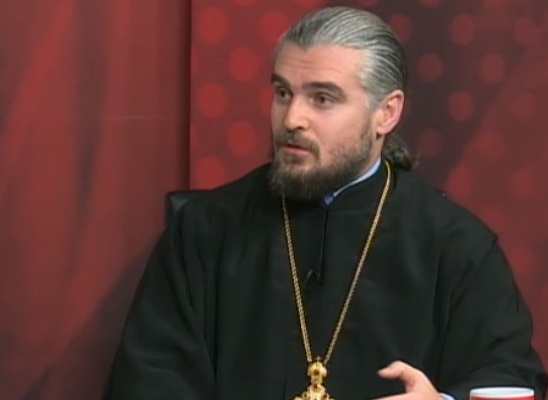 დეკანოზი შალვა კეკელია ჭყონდიდის ეპარქიის ყოფილ მიტროპოლიტ პეტრე ცაავაზე – მას პატრიარქის გადაყენება უნდა