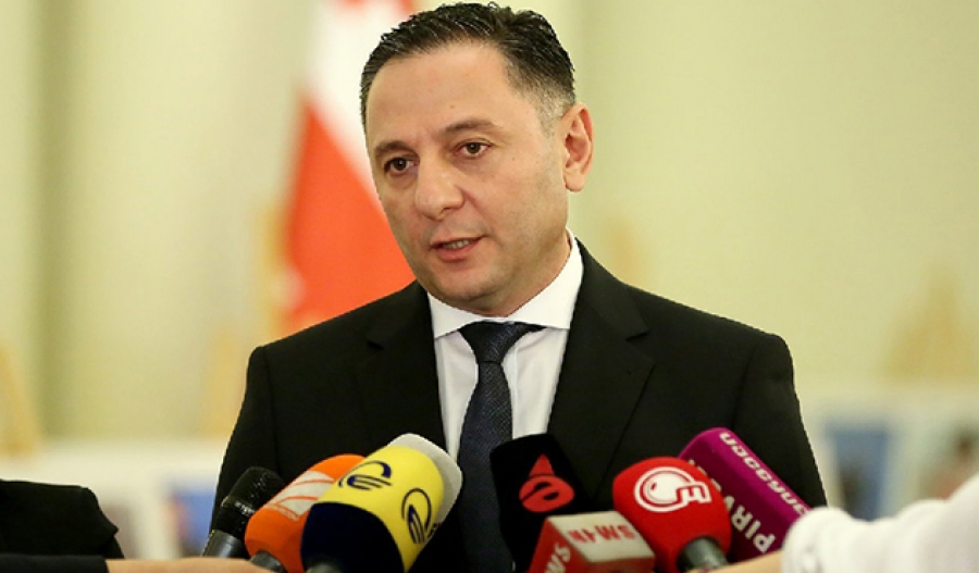 ვახტანგ გომელაური აქციის წყლის ჭავლით დაშლაზე – ორჯერ წყალს მივასხამთ, მაგაზეც გვლანძღავენ, რომ როგორ შეიძლება სიცივეშიო – ახლა ვცდილობთ, წყალი გავათბოთ