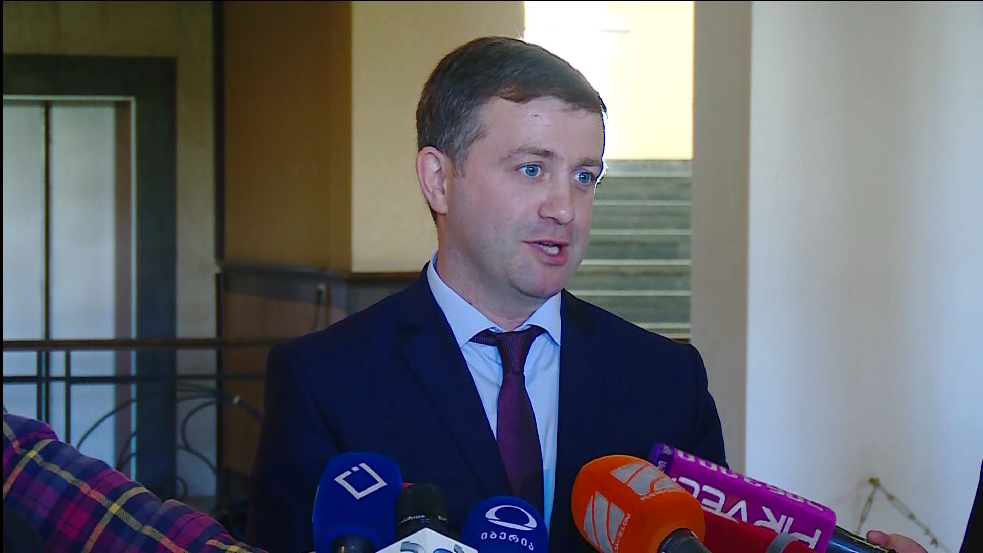 ადვოკატი – საქმის მასალები გიგი უგულავას ბრალეულობას ვერ ამტკიცებს – აღკვეთის ღონისძიება უსამართლოა