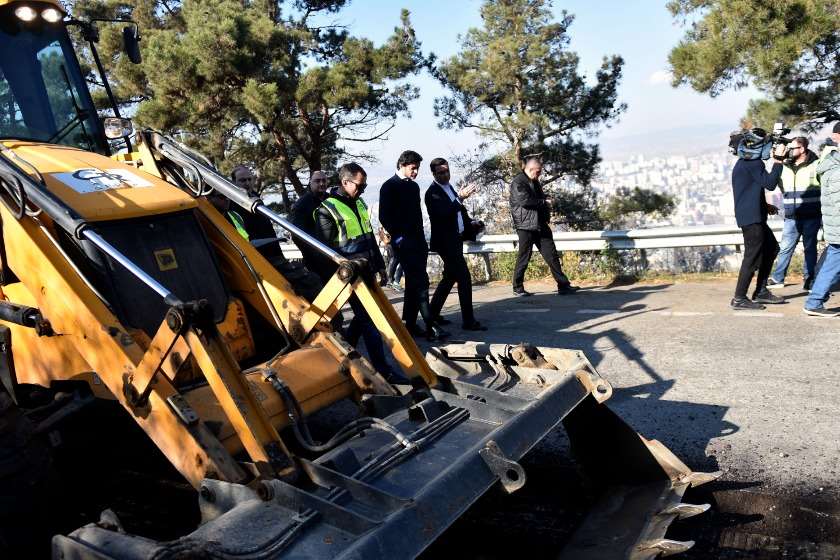 თბილისის მერიამ კუს ტბასთან მისასვლელი გზის რეაბილიტაცია დაასრულა