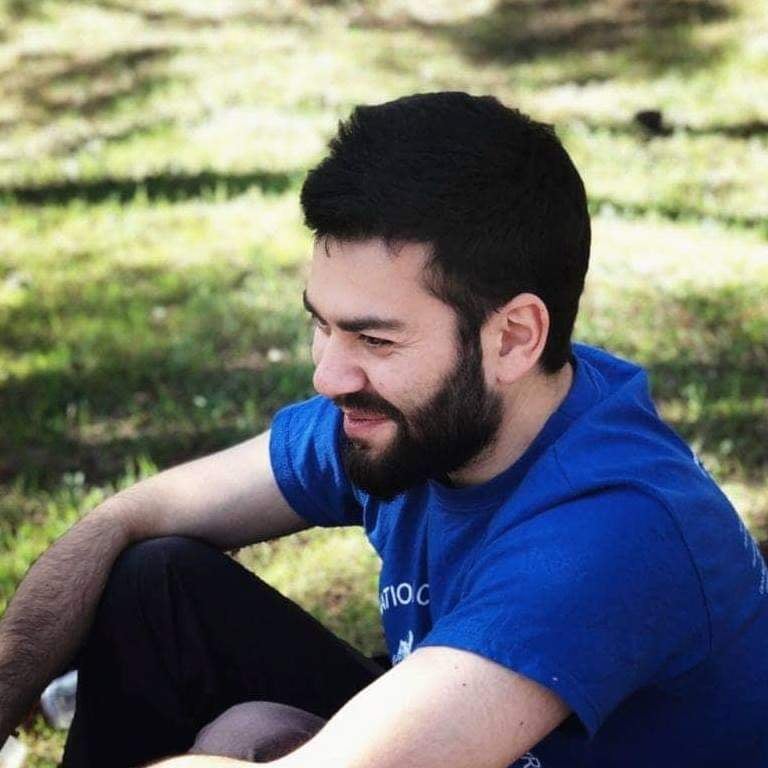 „ძალიან დიდი სურვილი მაქვს, შევაგროვო კოლხური თეთრის სრული სეტი“