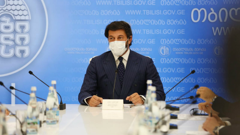 მერია ავტობუსებზე ველოსიპედის სამაგრების დაყენებას გეგმავს