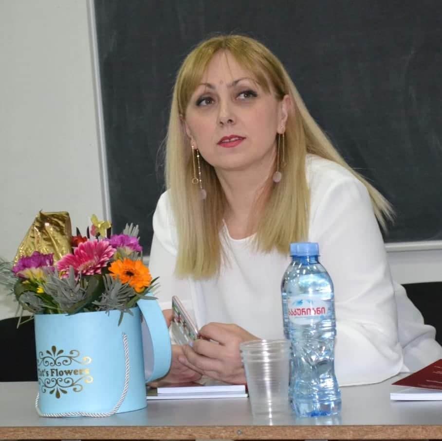 გენდერისტი პოლიტიკაში ქალთა მოღვაწეობაზე: ხშირად ხდება პირადი ცხოვრებით მანიპულირება