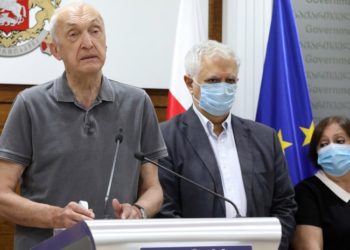 ახლა უფრო კარგად ვუმკლავდებით პანდემიას, ვიდრე დასაწყისში – თენგიზ ცერცვაძე