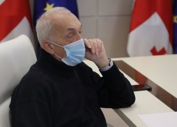 ფაიზერის ვაქცინა კარგია, მაგრამ მისი შესაბამის გრადუსზე შენახვის შესაძლებლობა არ გვაქვს — ცერცვაძე