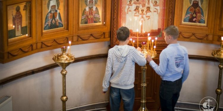 როგორ მივაჩვიოთ  მოზარდი ქრისტიანული ცხოვრებას?