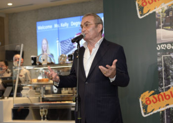 “მაკდონალდს საქართველო” რესტორნების გაფიცვას სოლიდარობას უცხადებს, მაგრამ ვერ უერთდება