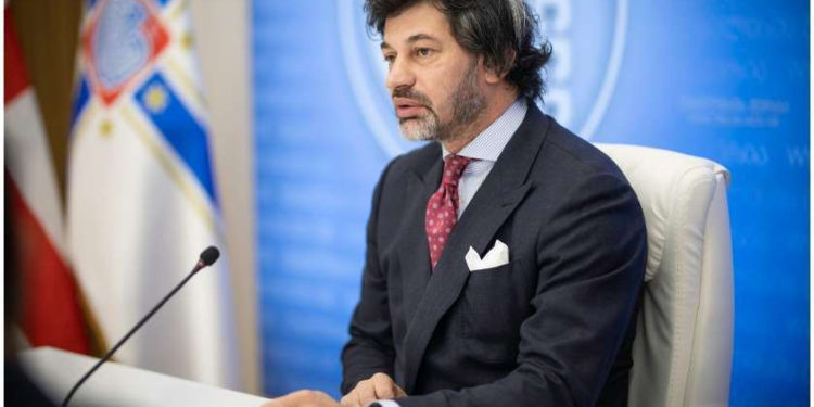 „თუ ზამთრის საბურავები არ გვაქვს, გადაადგილებისგან თავი შევიკავოთ“ – კალაძე მძღოლებს მიმართავს