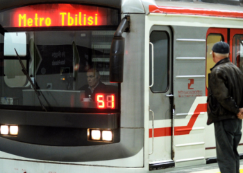თბილისის ერთ-ერთი მეტროს სადგური მგზავრებს დროებით ვერ მოემსახურება