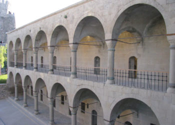 მუსლიმთა სასულიერო განათლება და იერარქია