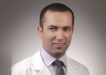 ამერიკაში მოღვაწე ქართველმა ნევროლოგმა საქართველოს „ფაიზერის“ ვაქცინის შესანახი 2 მაცივარი აჩუქა